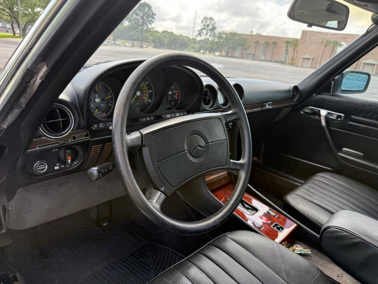 Mercedes-Benz 560 SL coupe 1989