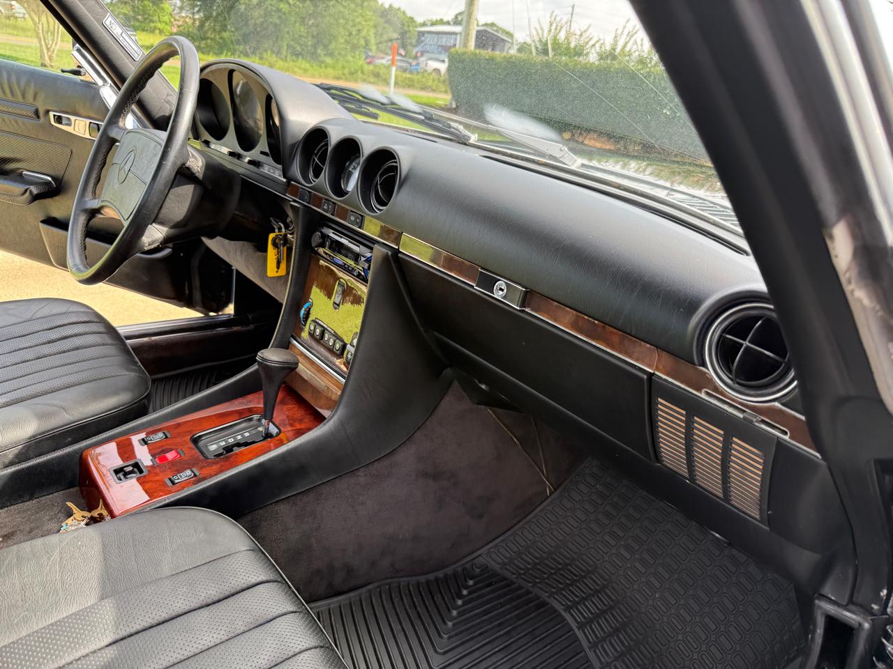 Mercedes-Benz 560 SL coupe 1989