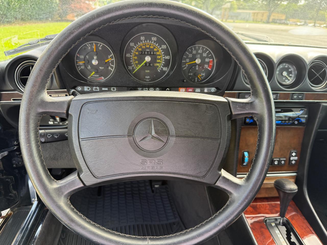 Mercedes-Benz 560 SL coupe 1989
