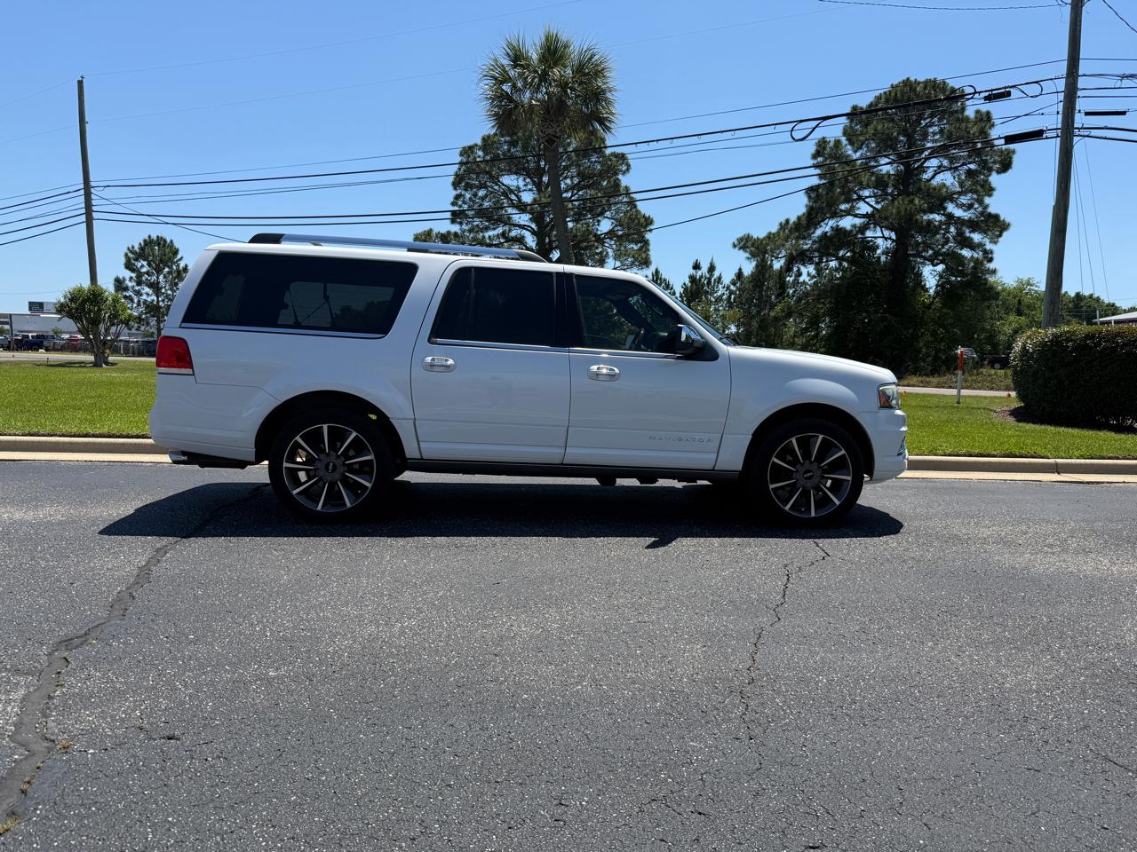 Lincoln Navigator L Reserve 2WD 2016