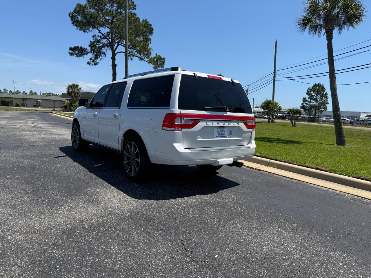 Lincoln Navigator L Reserve 2WD 2016