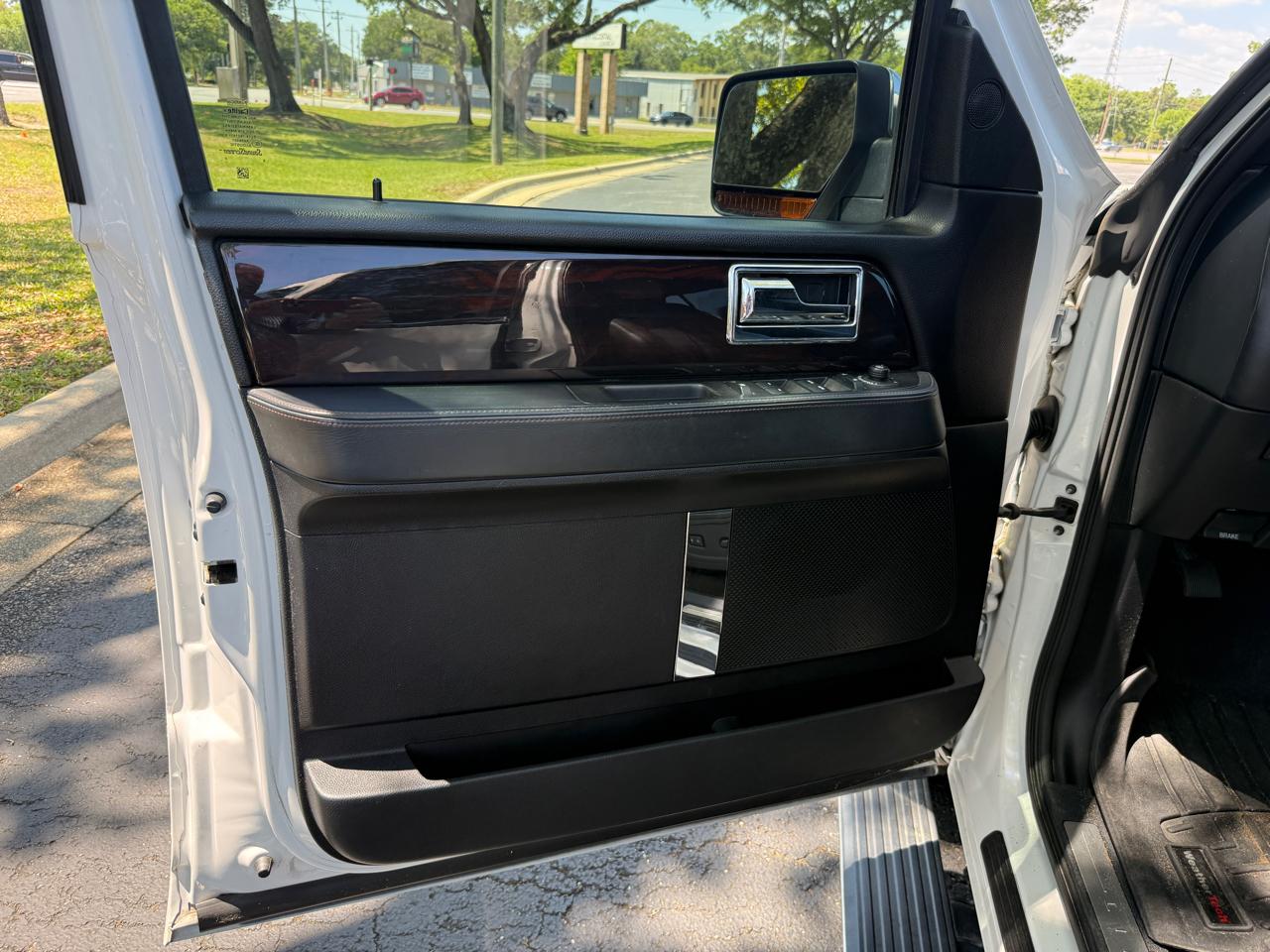 Lincoln Navigator L Reserve 2WD 2016