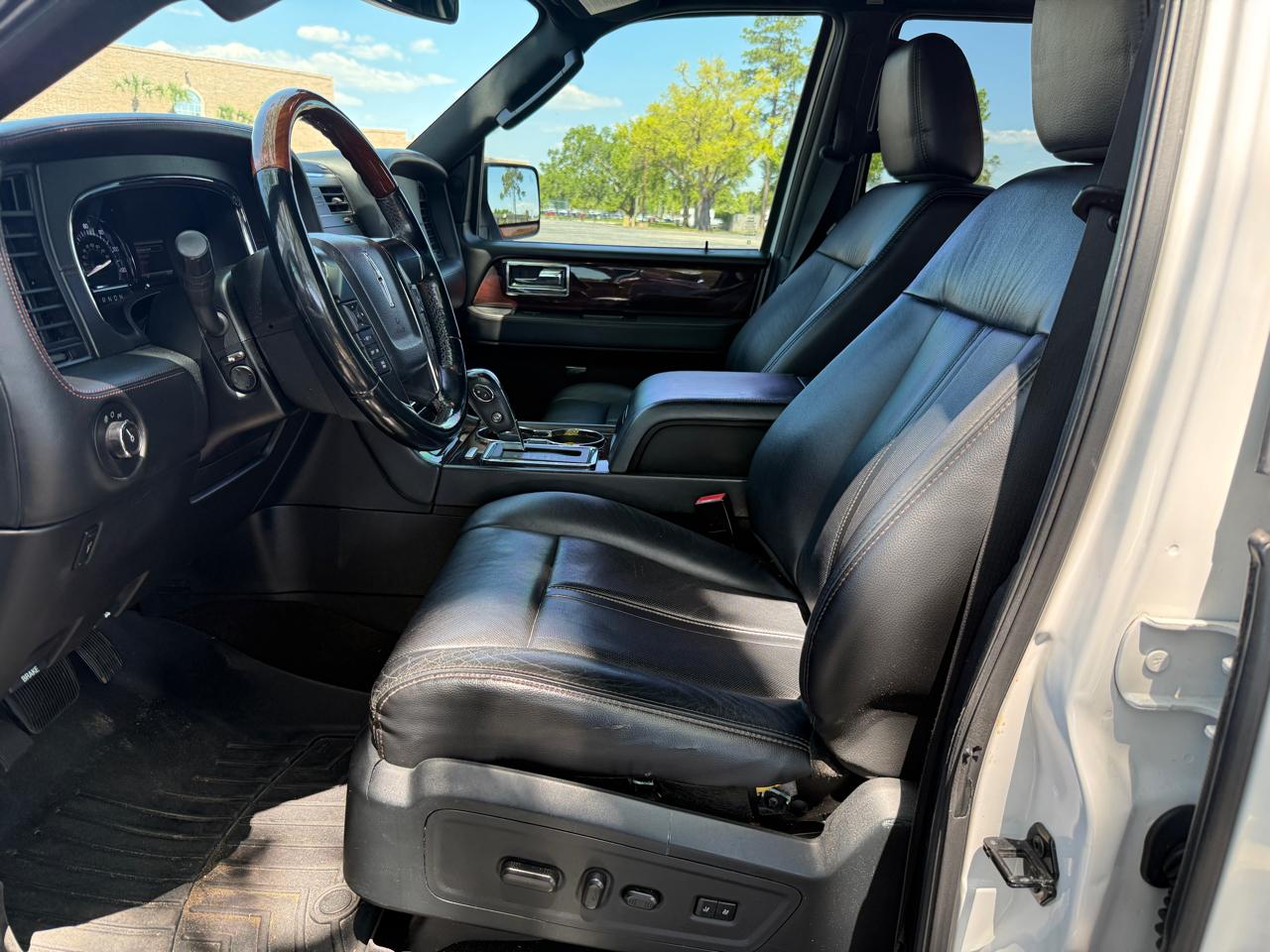 Lincoln Navigator L Reserve 2WD 2016