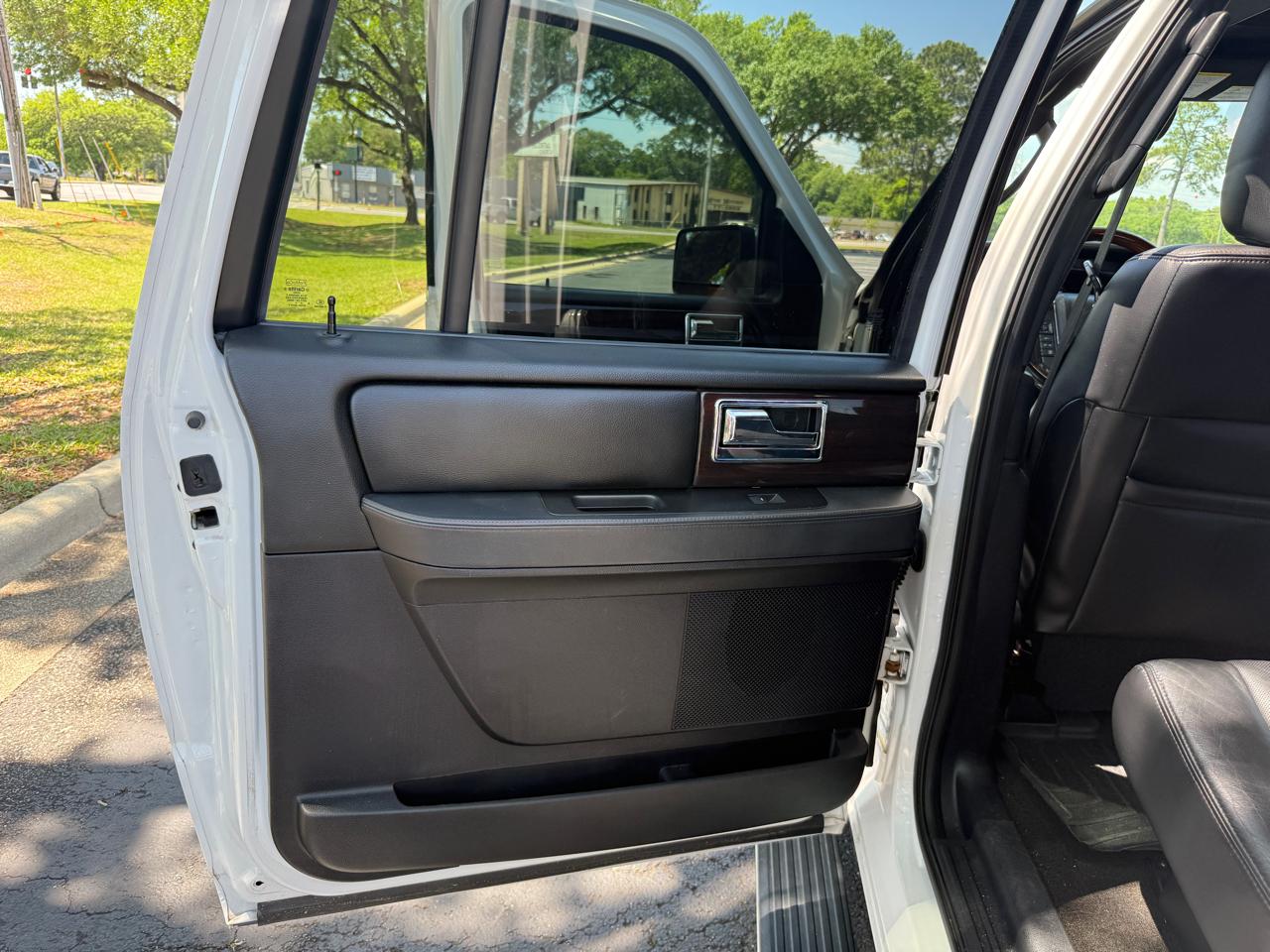 Lincoln Navigator L Reserve 2WD 2016