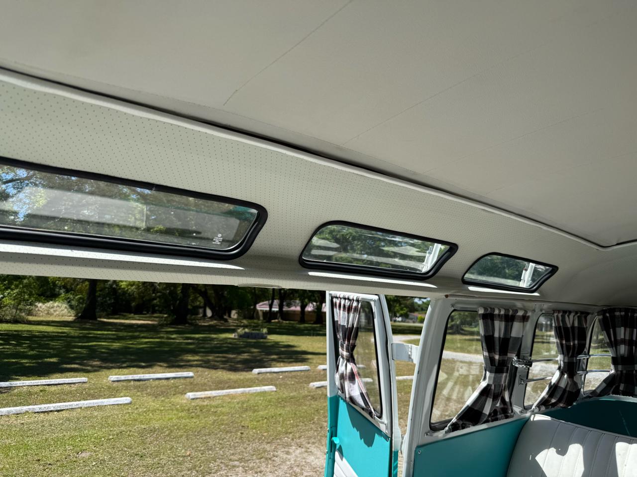 Volkswagen Samba  1973