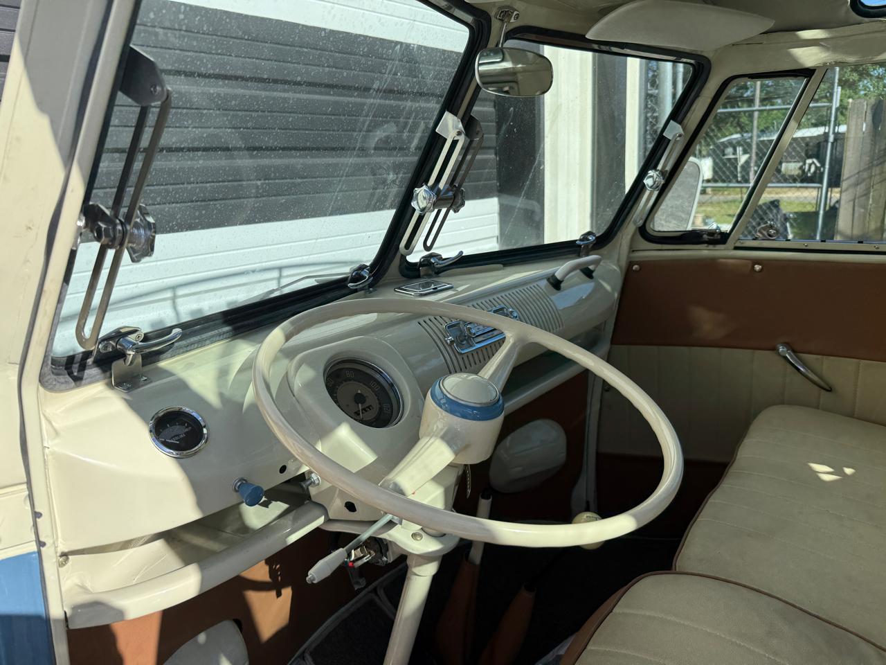 Volkswagen Type 2  1967