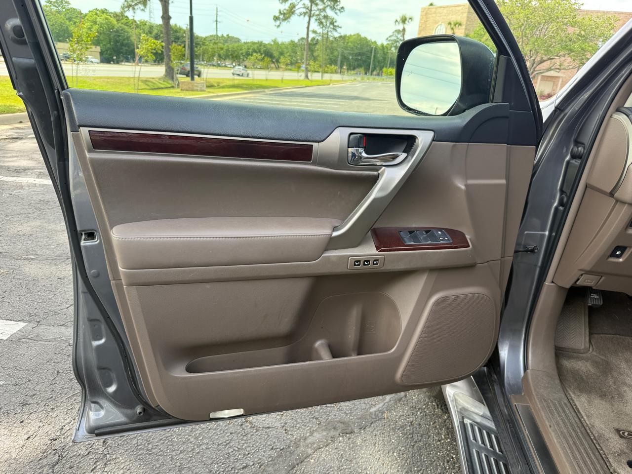 Lexus GX 460 Base 2017