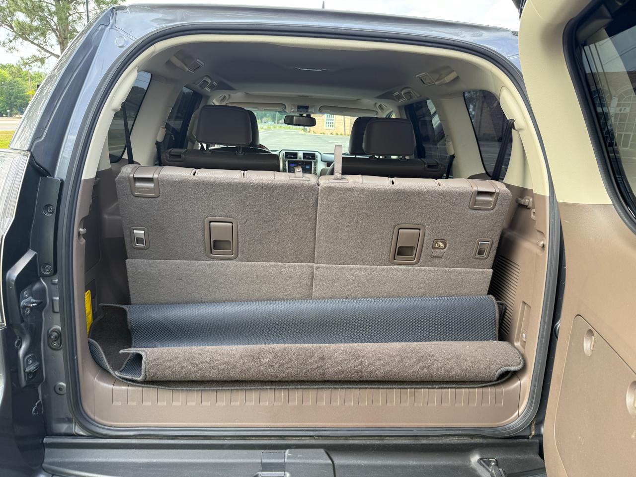 Lexus GX 460 Base 2017