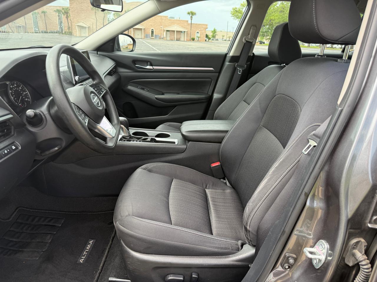 Nissan Altima 2.5 SV 2022