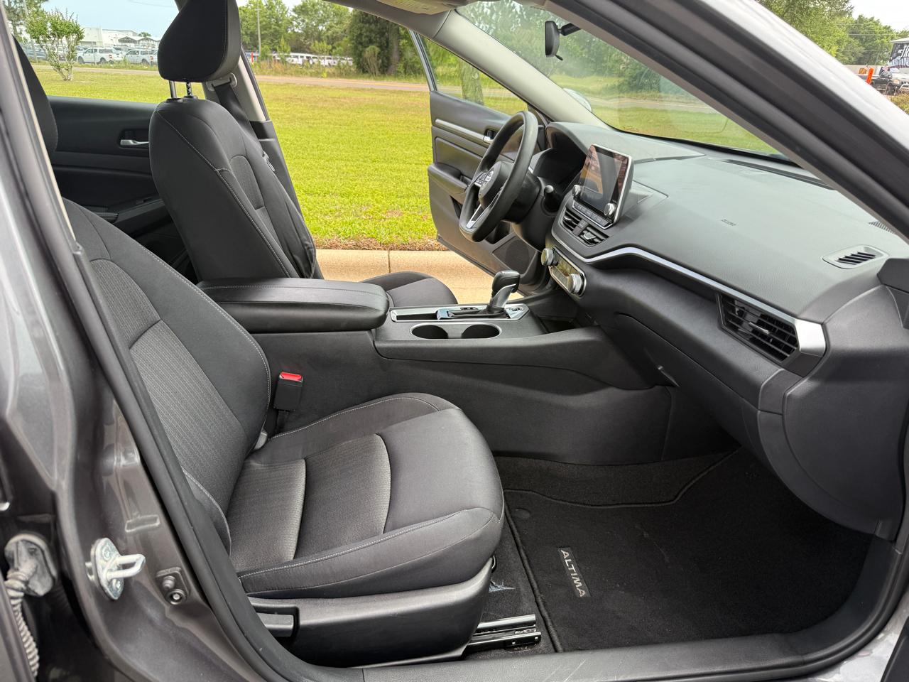 Nissan Altima 2.5 SV 2022