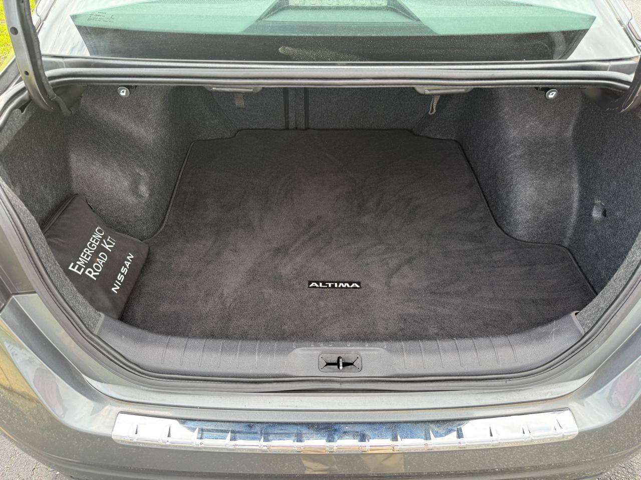 Nissan Altima 2.5 SV 2022