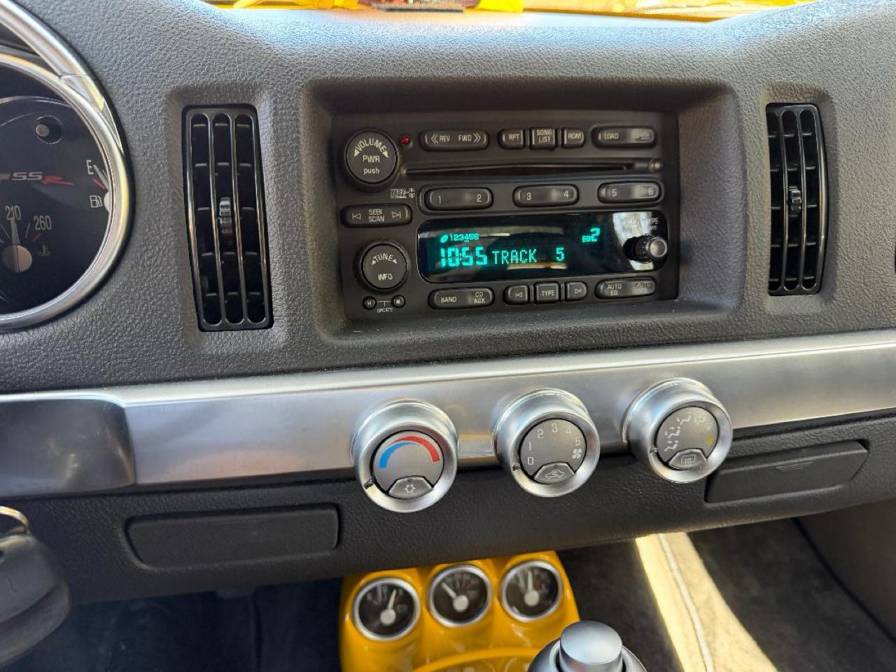 Chevrolet SSR LS 2005