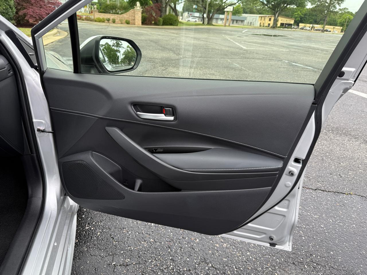 Toyota Corolla SE Hatchback 2023