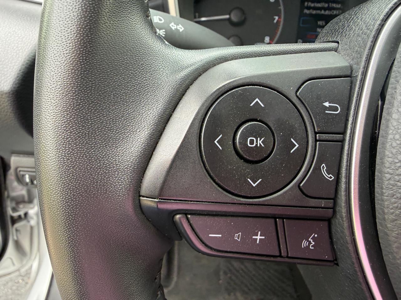 Toyota Corolla SE Hatchback 2023