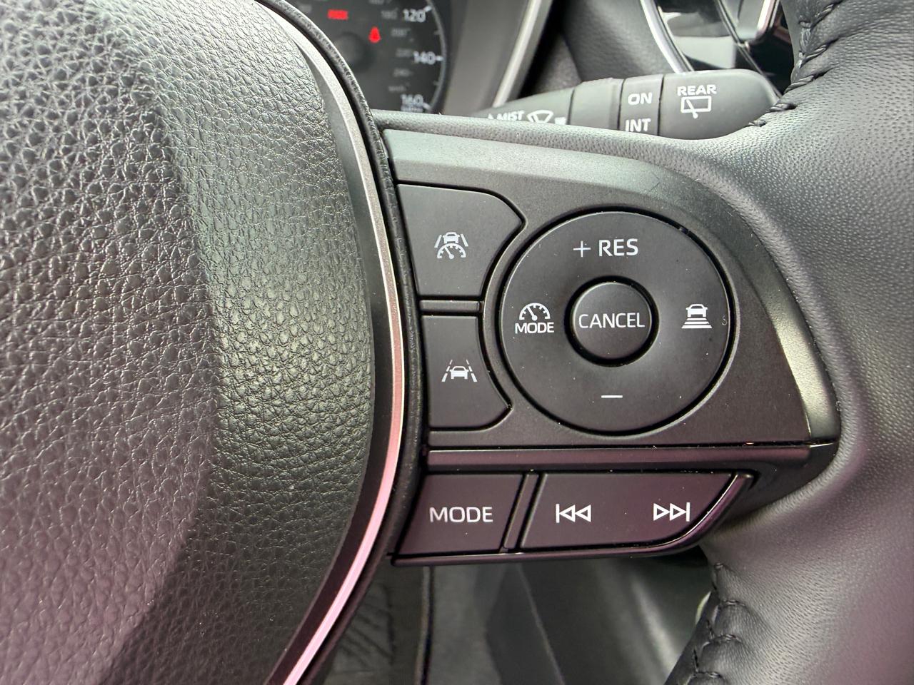 Toyota Corolla SE Hatchback 2023