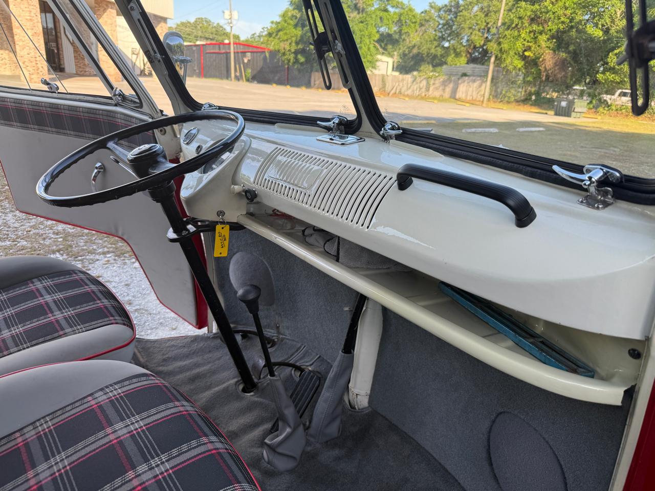 Volkswagen Bus  1966