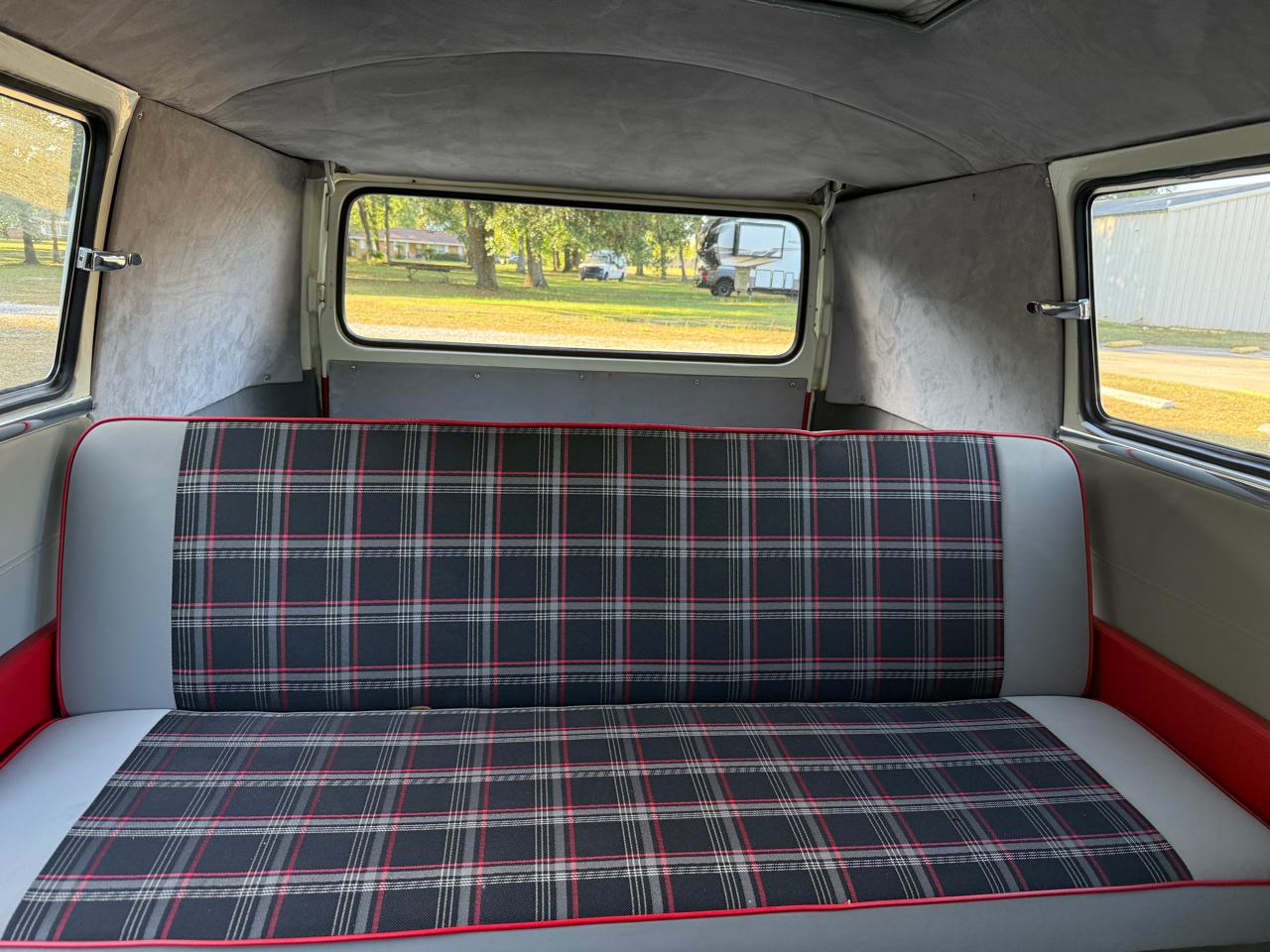 Volkswagen Bus  1966