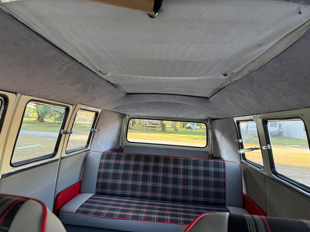 Volkswagen Bus  1966