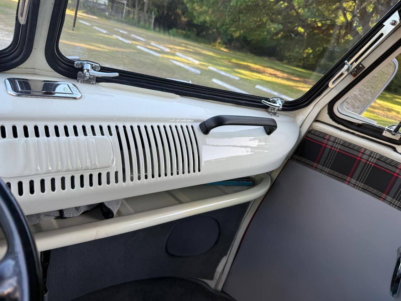 Volkswagen Bus  1966