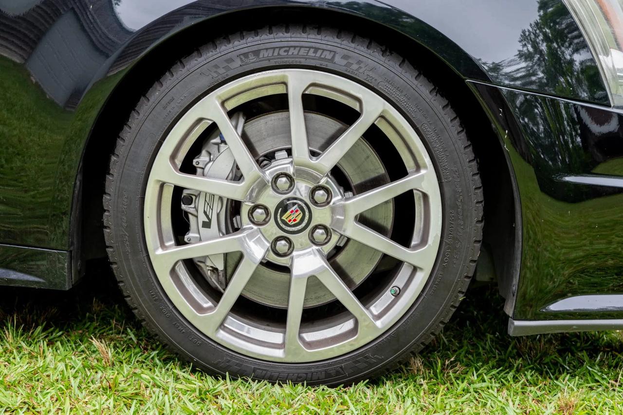 Cadillac CTS Sport Wagon V 2012