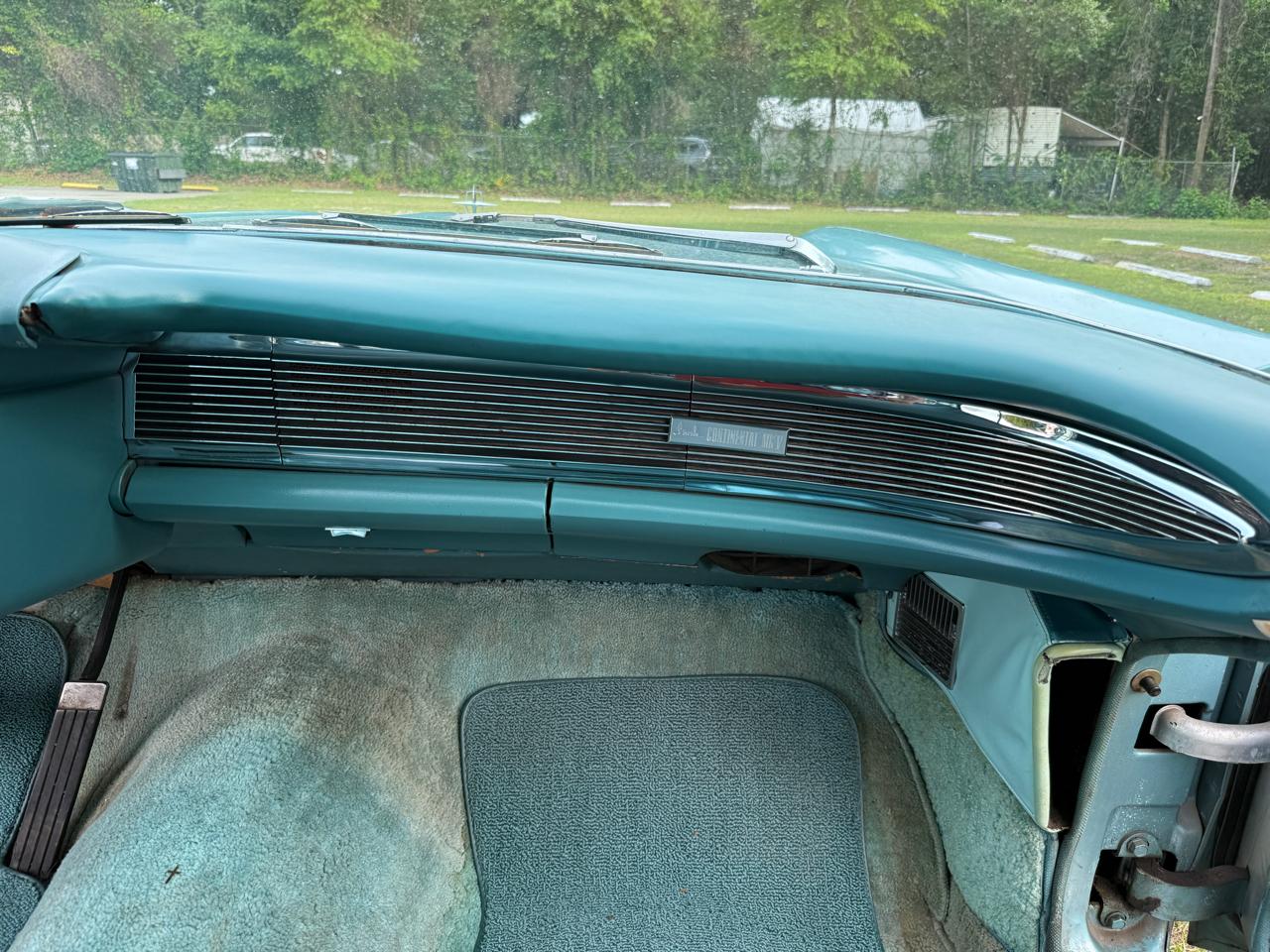 Lincoln Continental  1960