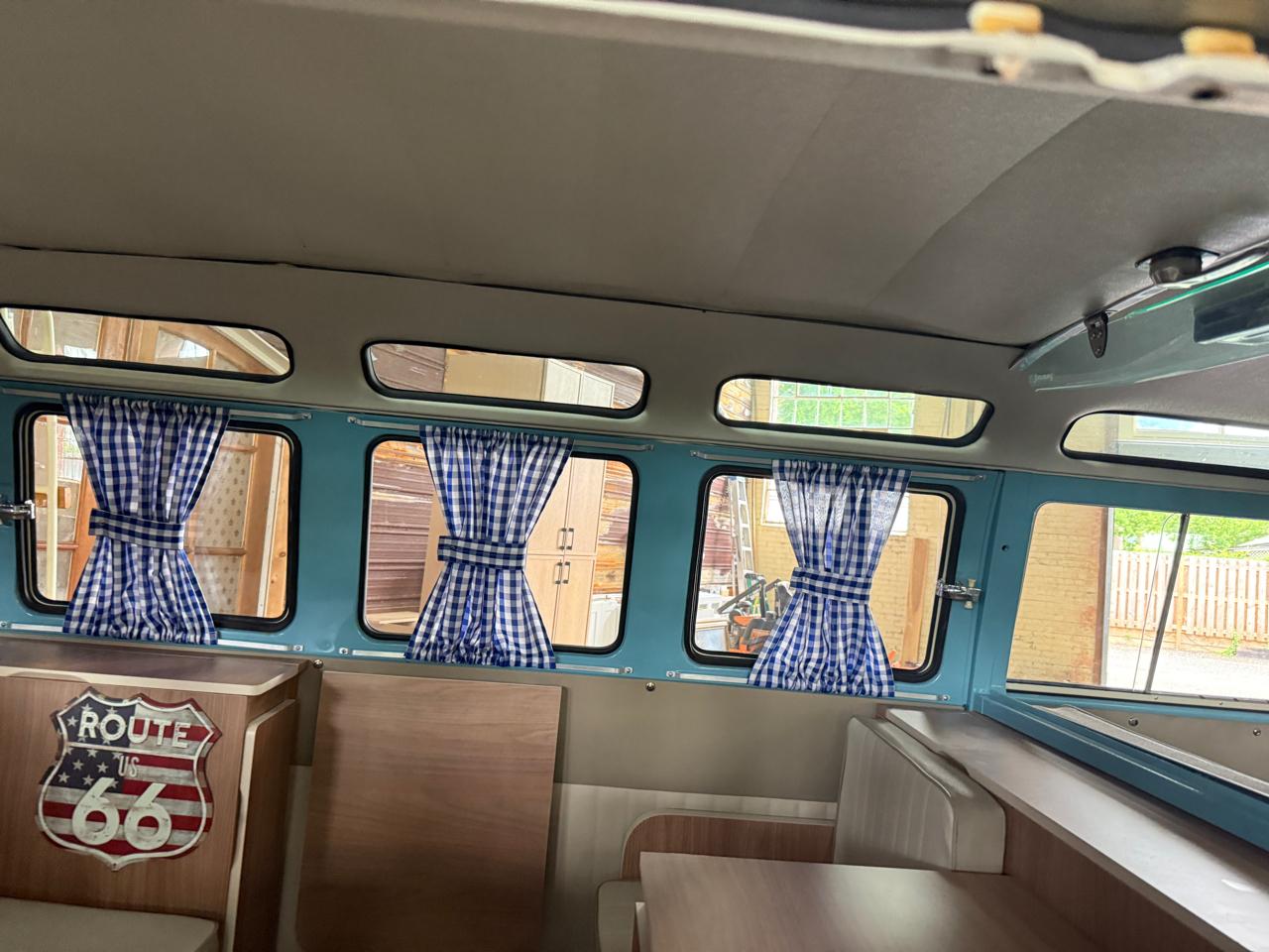 Volkswagen Samba  1973