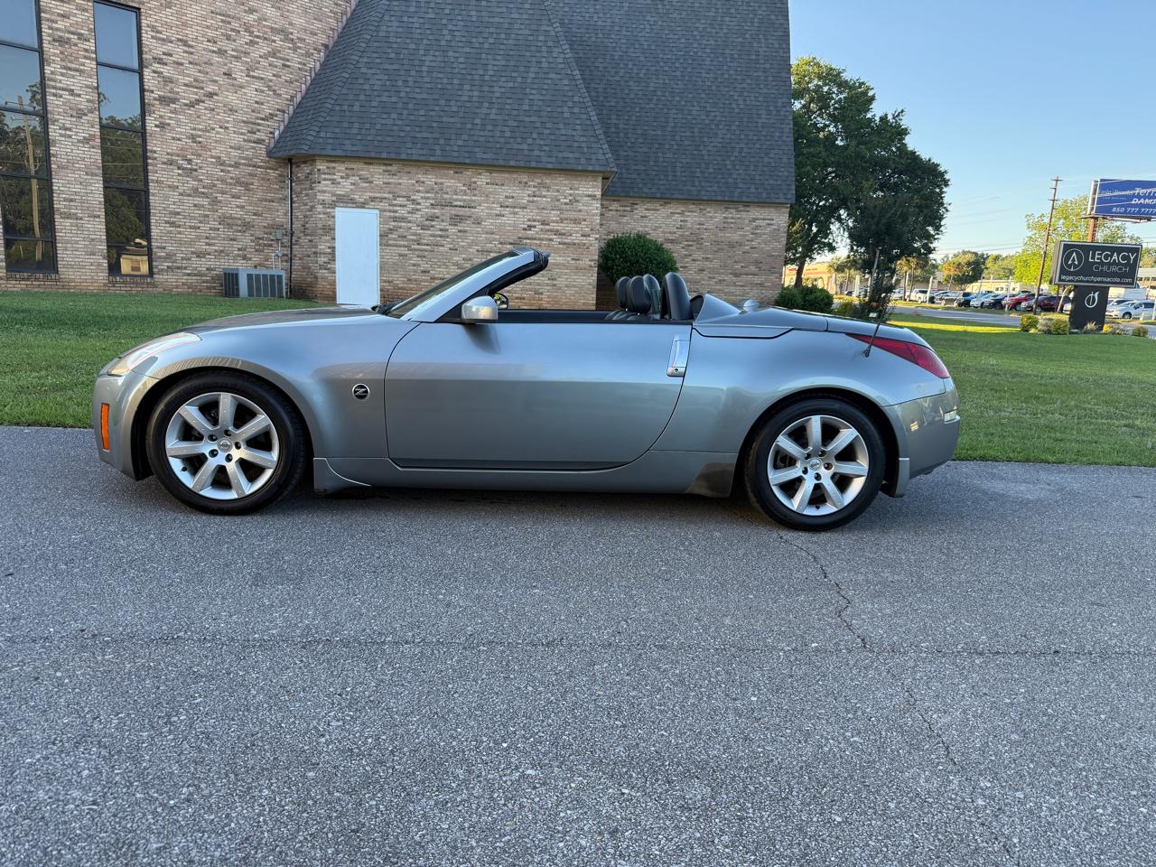Nissan 350Z Enthusiast Roadster 2004