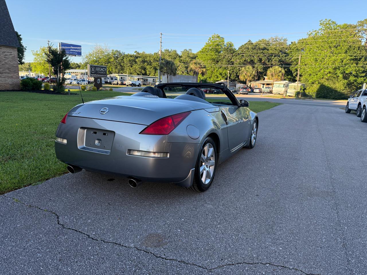 Nissan 350Z Enthusiast Roadster 2004