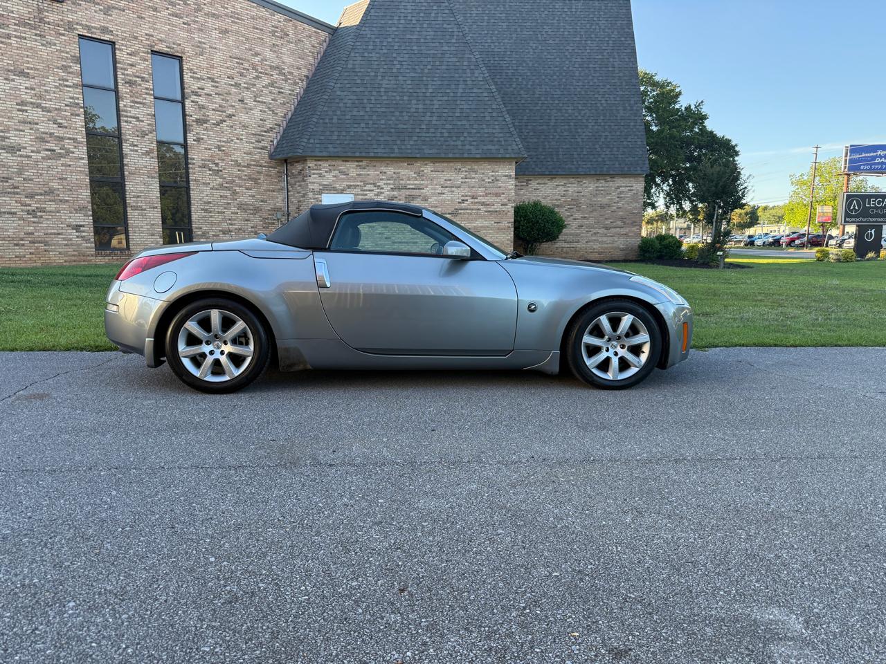 Nissan 350Z Enthusiast Roadster 2004