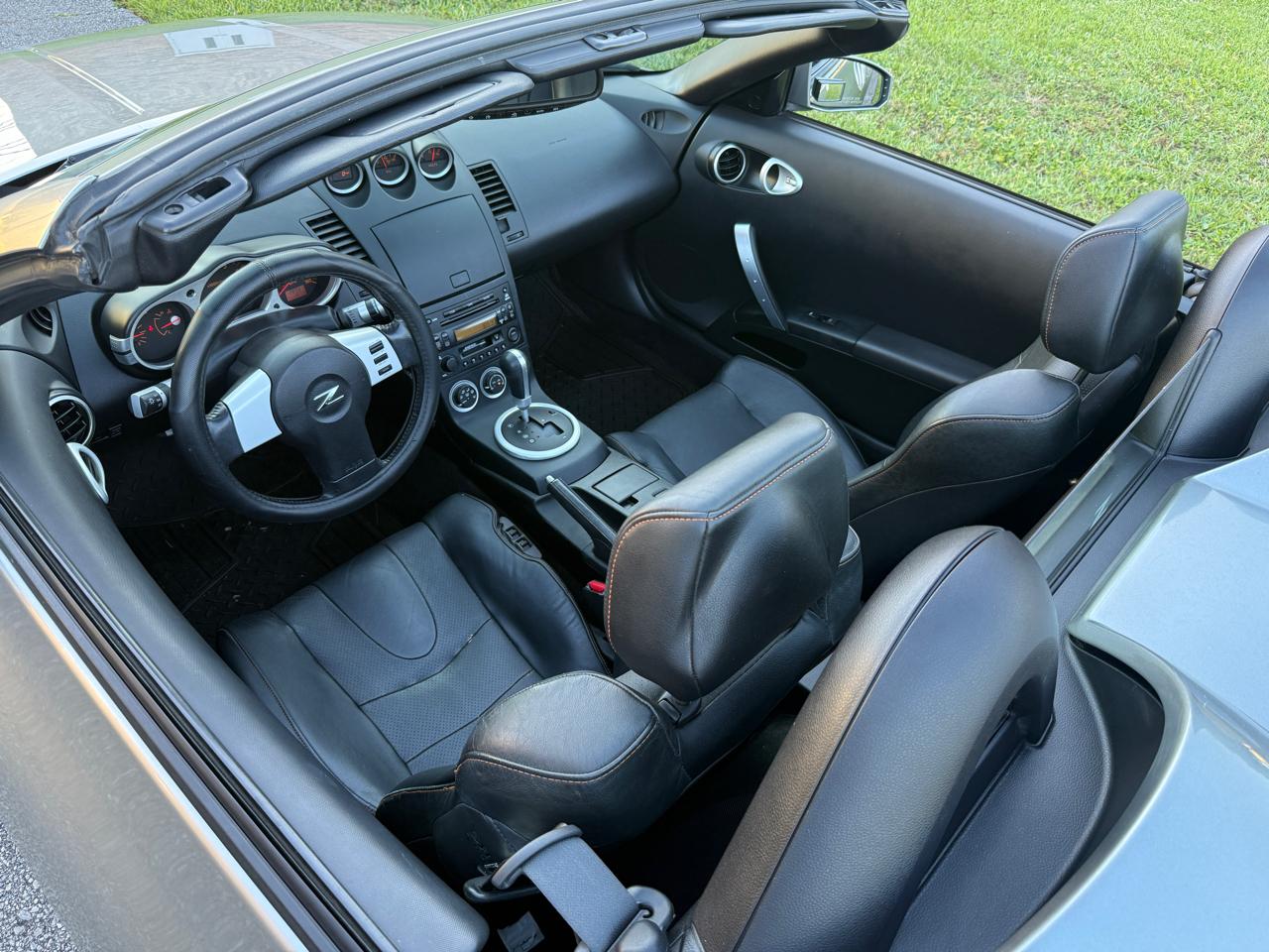 Nissan 350Z Enthusiast Roadster 2004