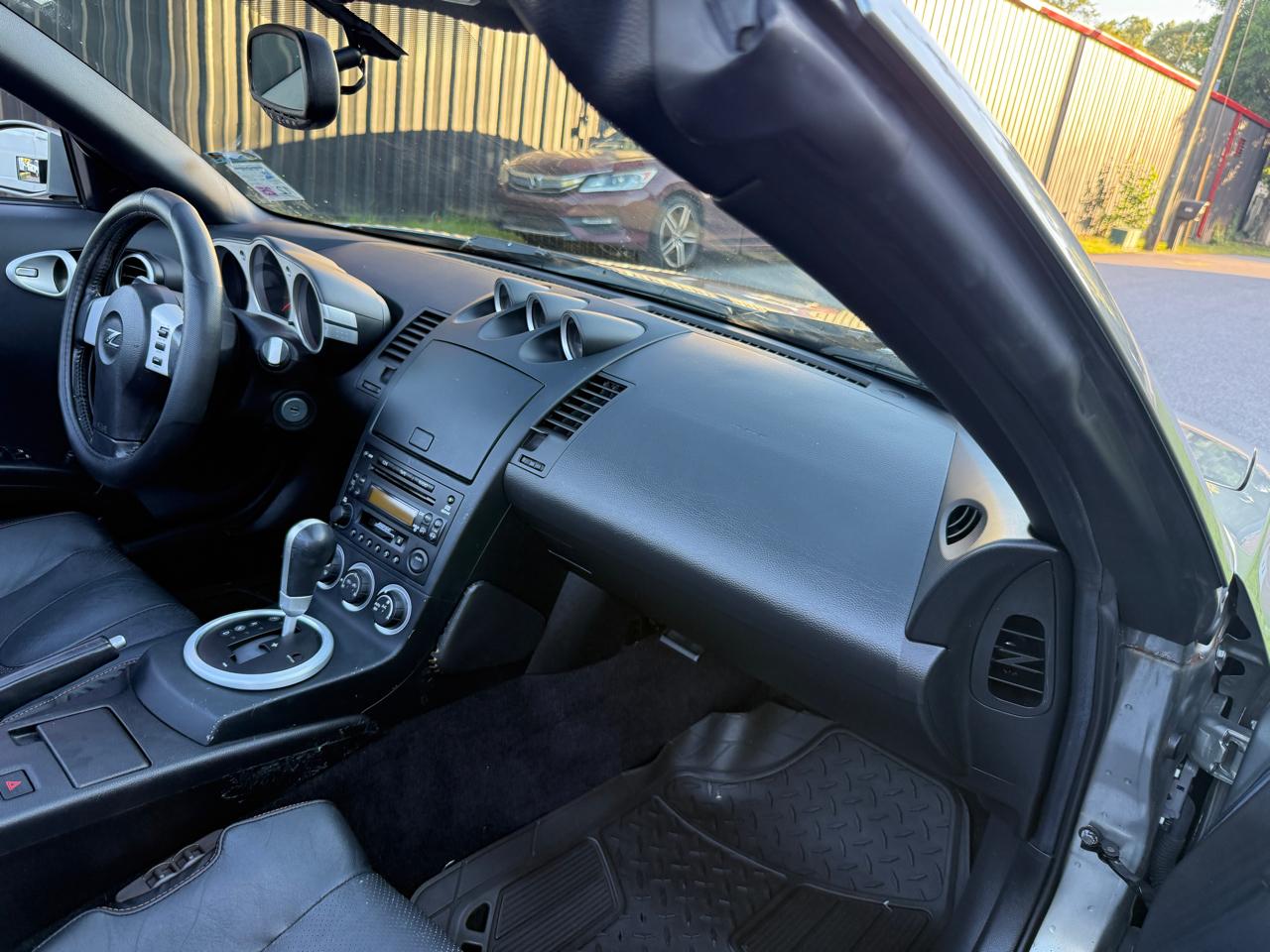 Nissan 350Z Enthusiast Roadster 2004