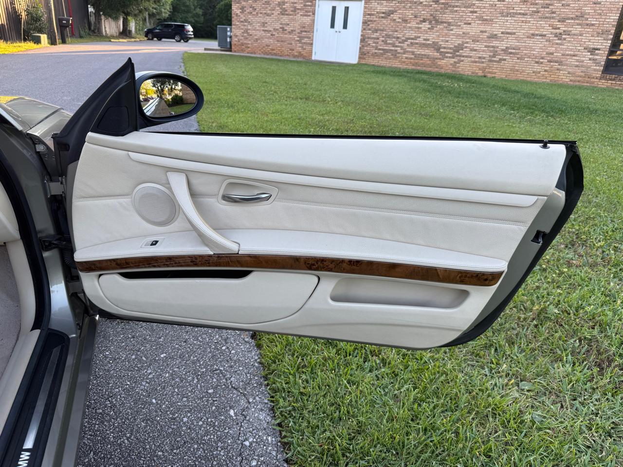 BMW 3-Series 328i Convertible 2008