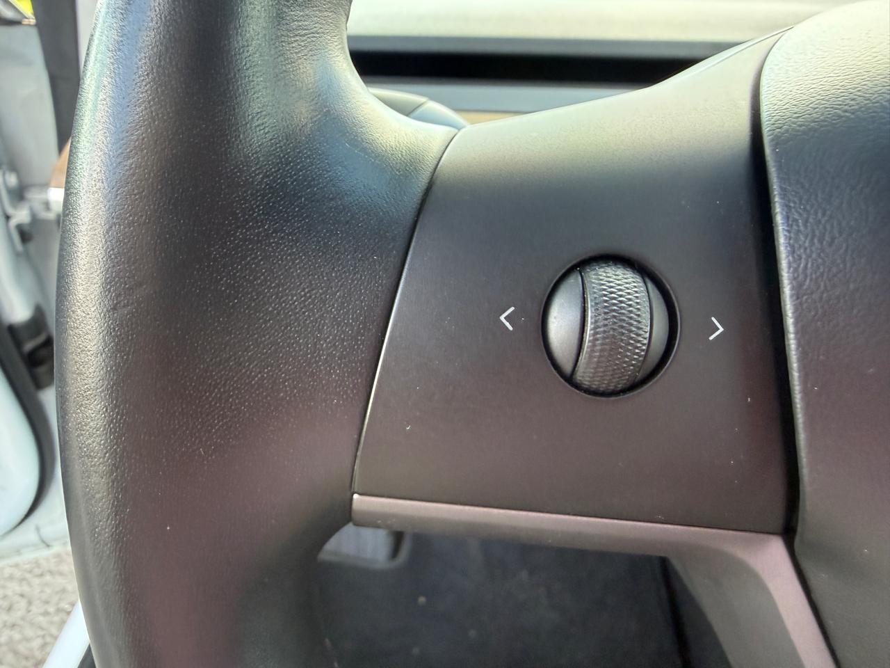 Tesla Model 3 Mid Range 4D Sedan RWD 2018