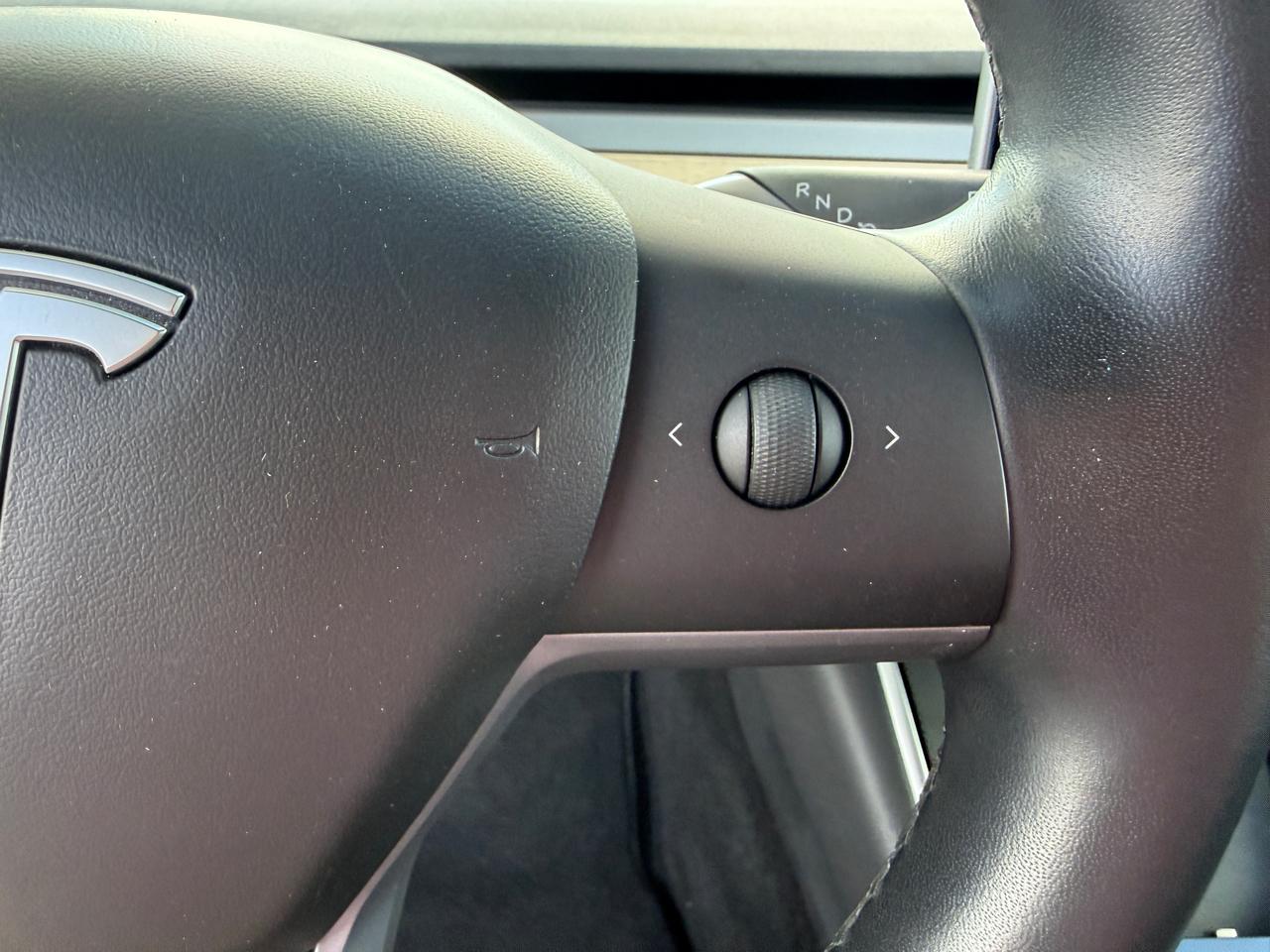 Tesla Model 3 Mid Range 4D Sedan RWD 2018