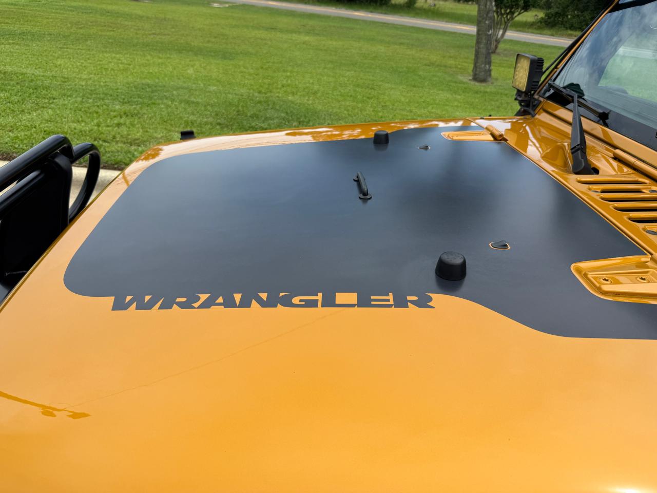 Jeep Wrangler Unlimited Sahara 4WD 2014