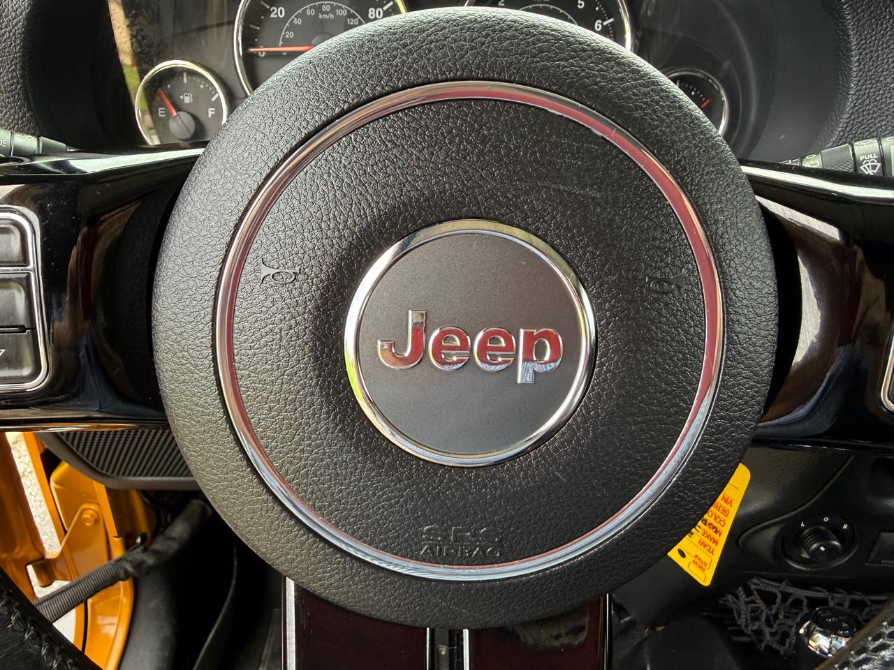 Jeep Wrangler Unlimited Sahara 4WD 2014