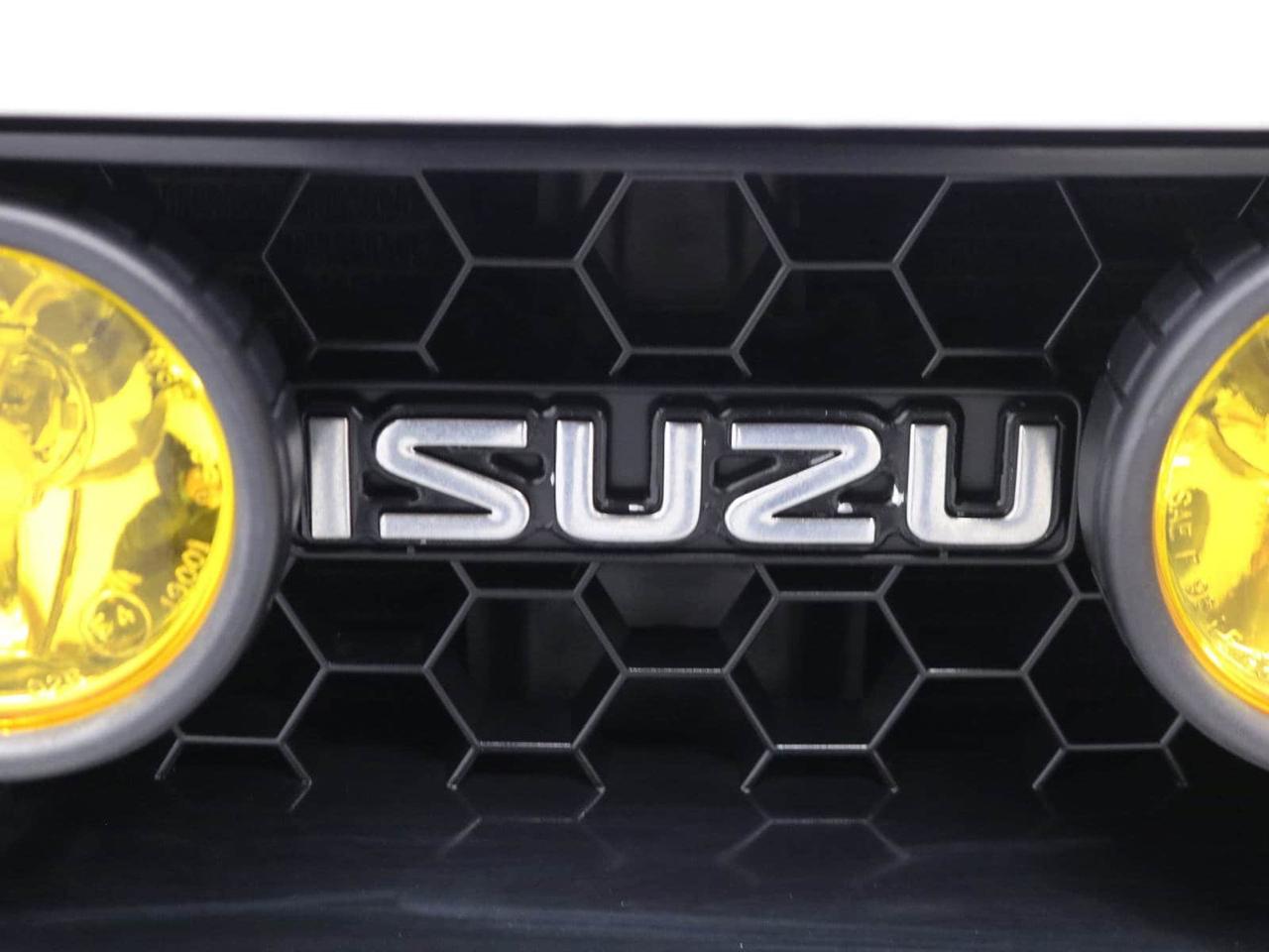 Isuzu VehiCROSS 2dr 4WD 1997