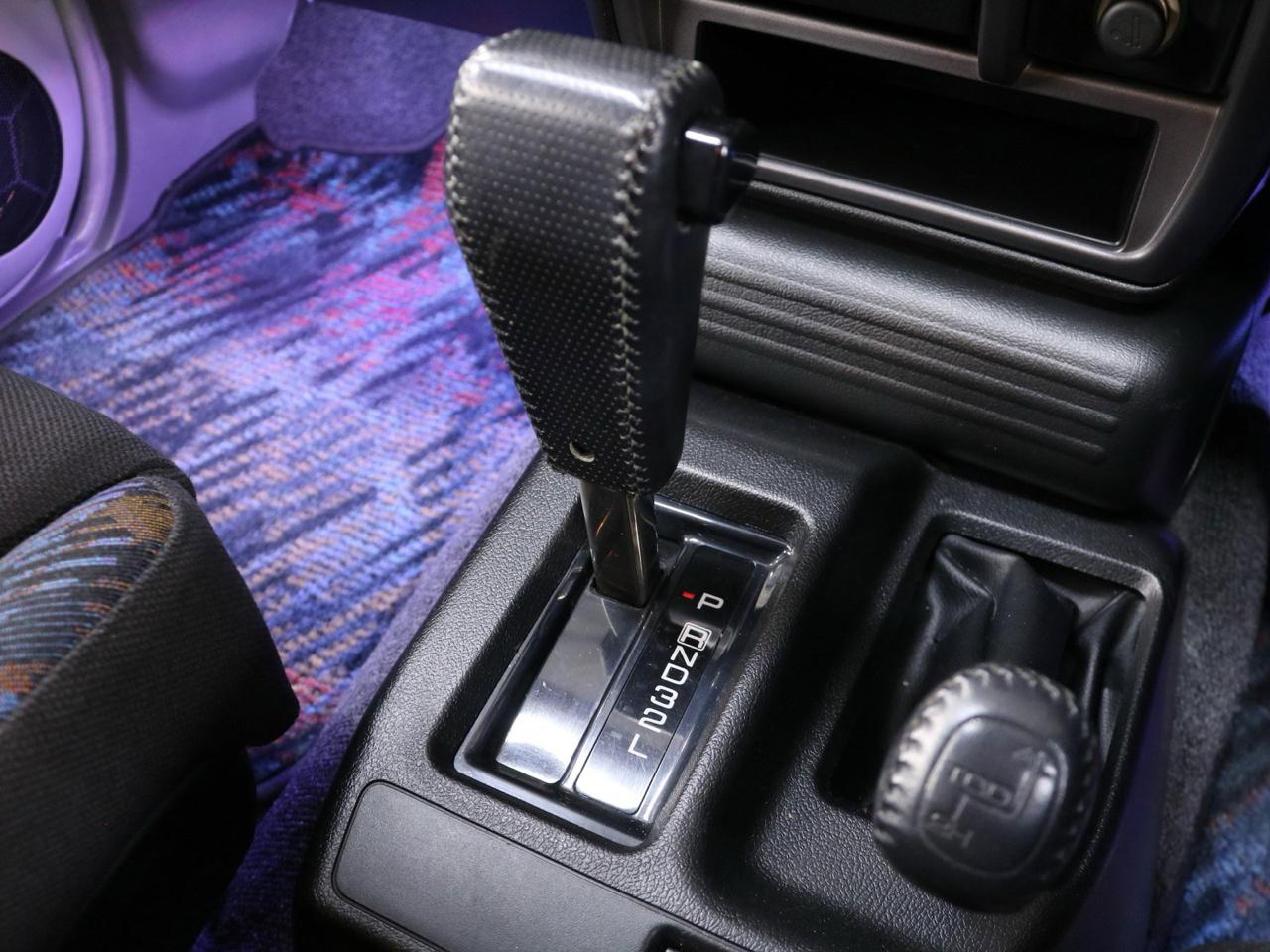 Isuzu VehiCROSS 2dr 4WD 1997