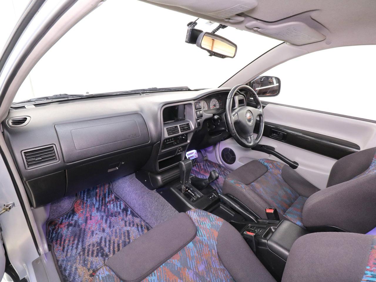 Isuzu VehiCROSS 2dr 4WD 1997