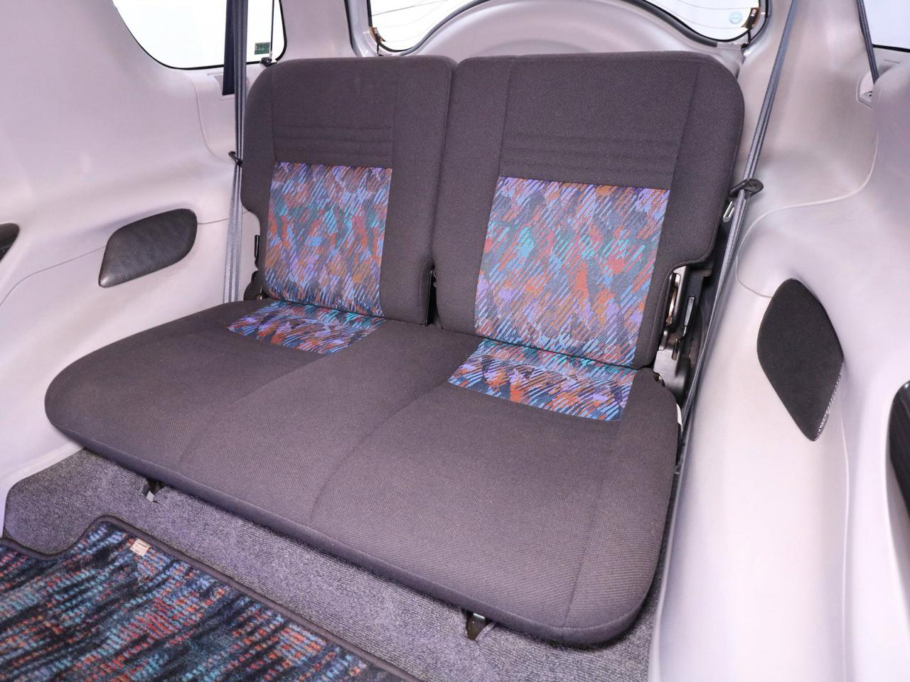 Isuzu VehiCROSS 2dr 4WD 1997