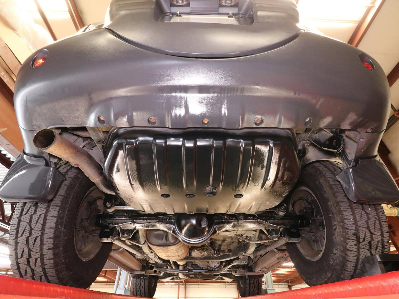 Isuzu VehiCROSS 2dr 4WD 1997
