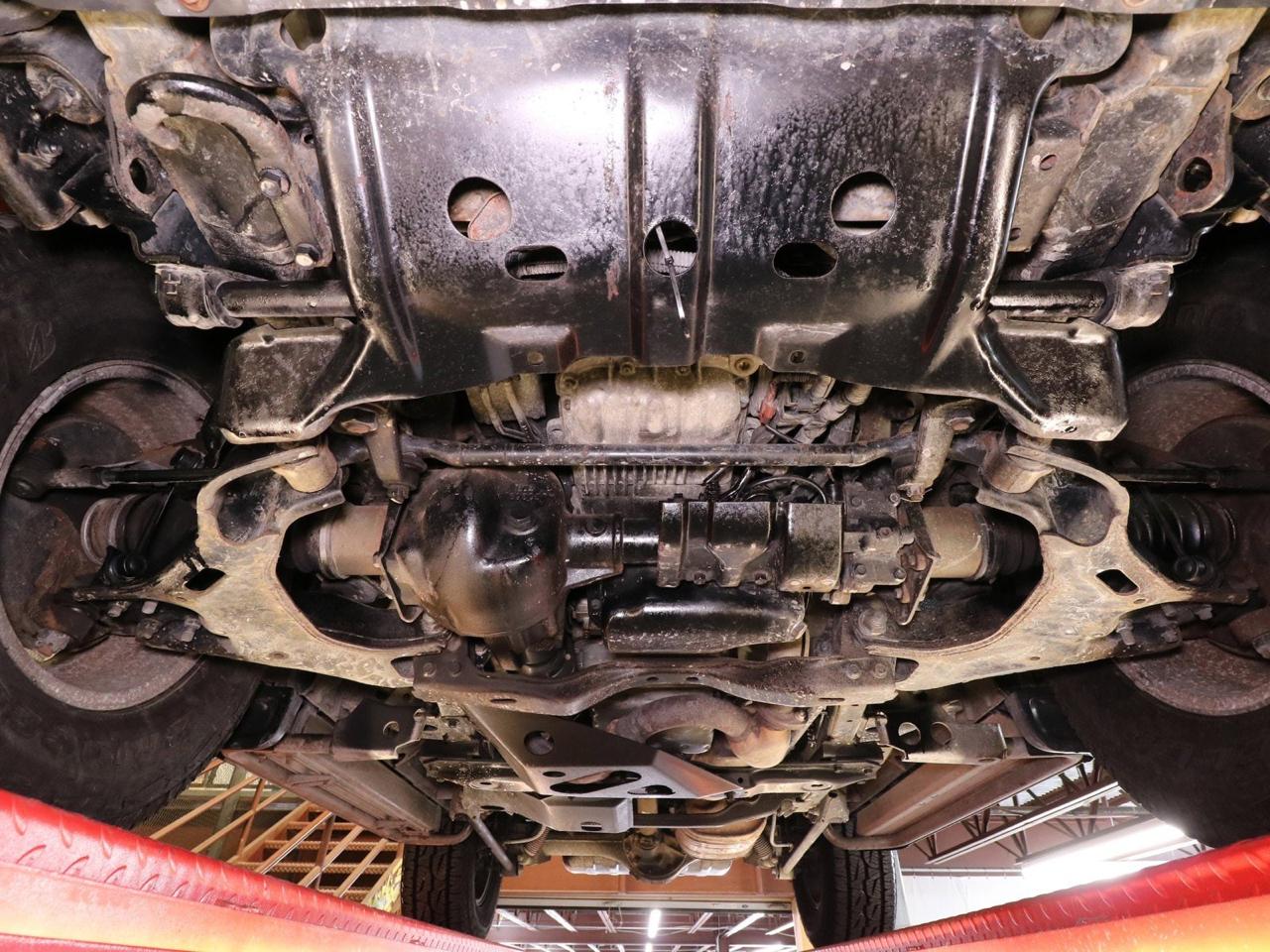 Isuzu VehiCROSS 2dr 4WD 1997