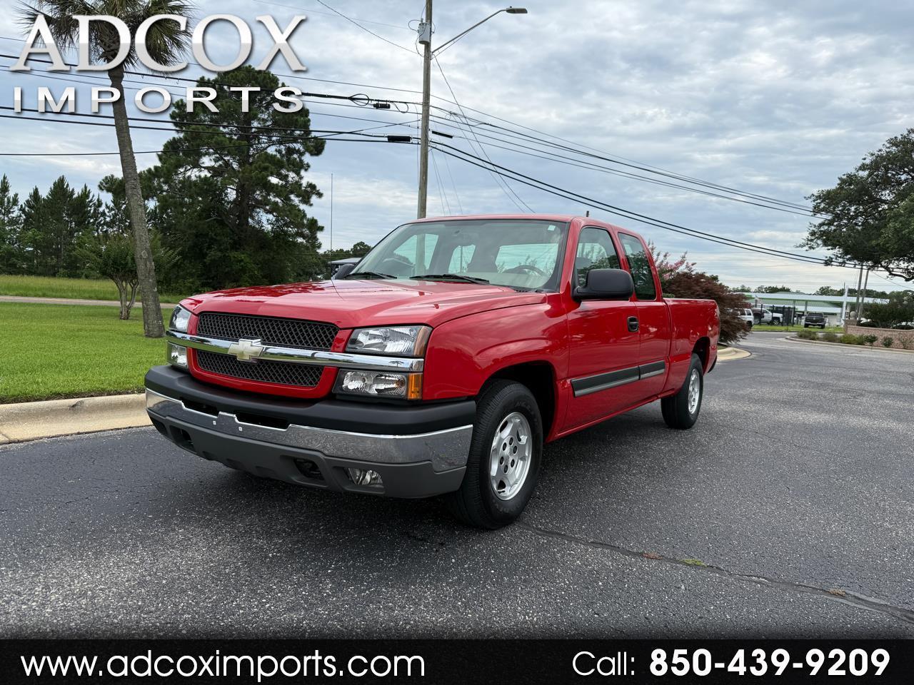 Chevrolet Silverado 1500 LS Ext. Cab Short Bed 2WD 2004