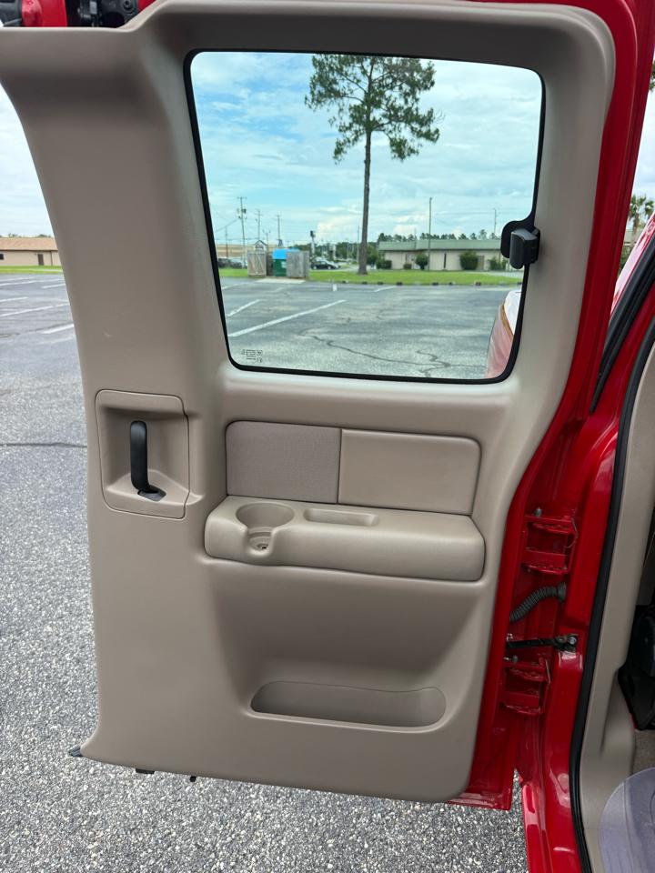 Chevrolet Silverado 1500 LS Ext. Cab Short Bed 2WD 2004