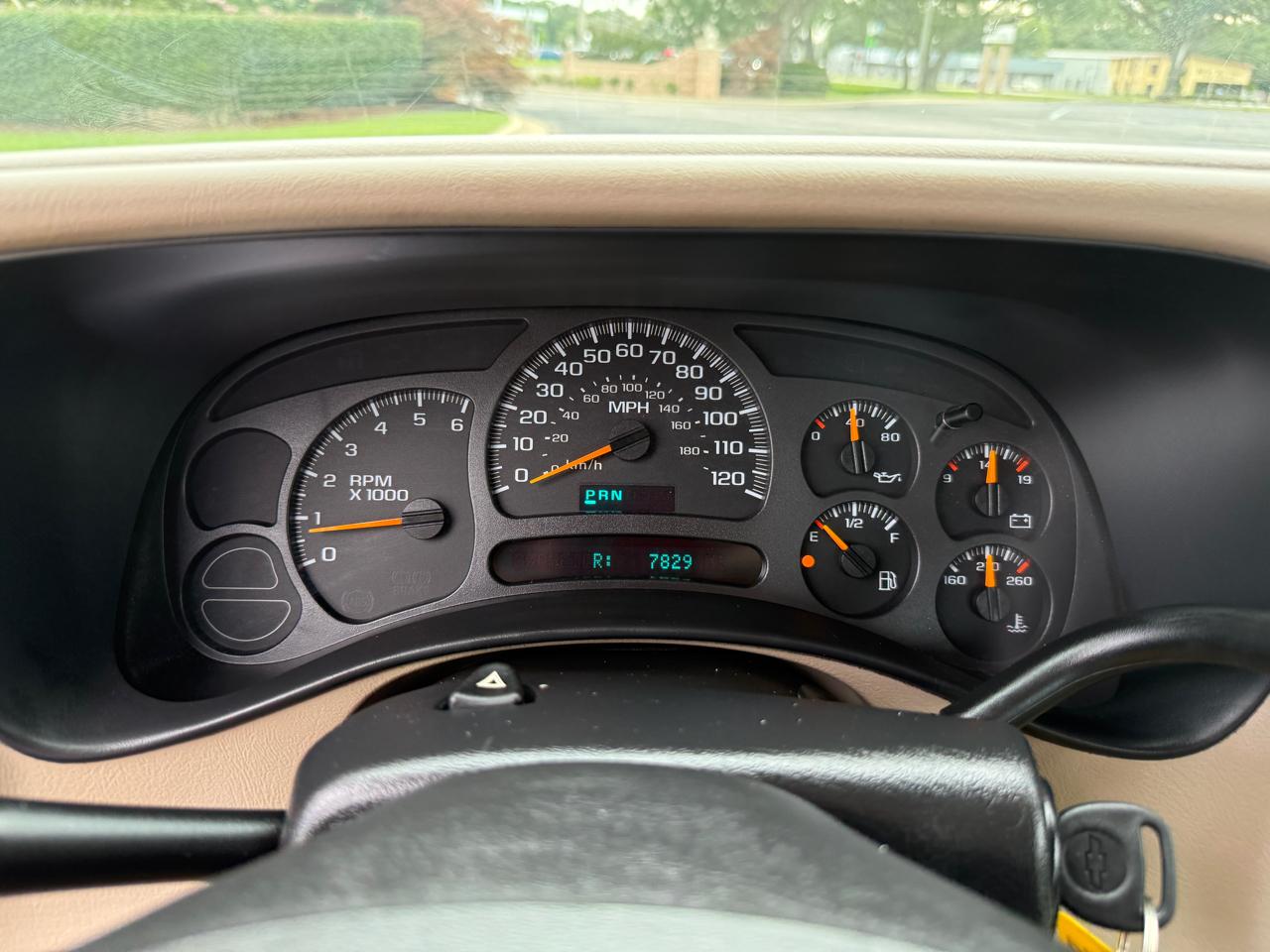 Chevrolet Silverado 1500 LS Ext. Cab Short Bed 2WD 2004