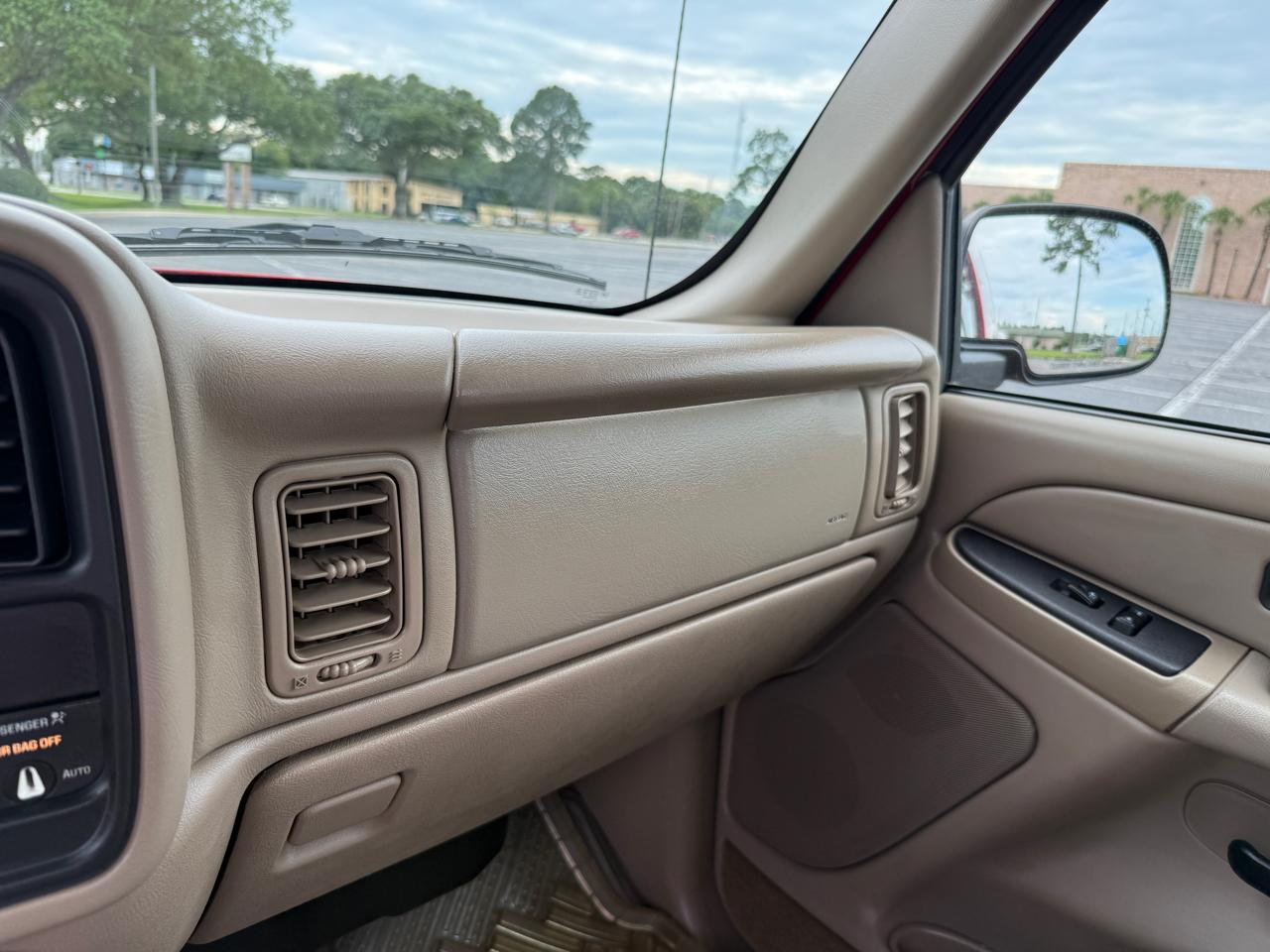 Chevrolet Silverado 1500 LS Ext. Cab Short Bed 2WD 2004