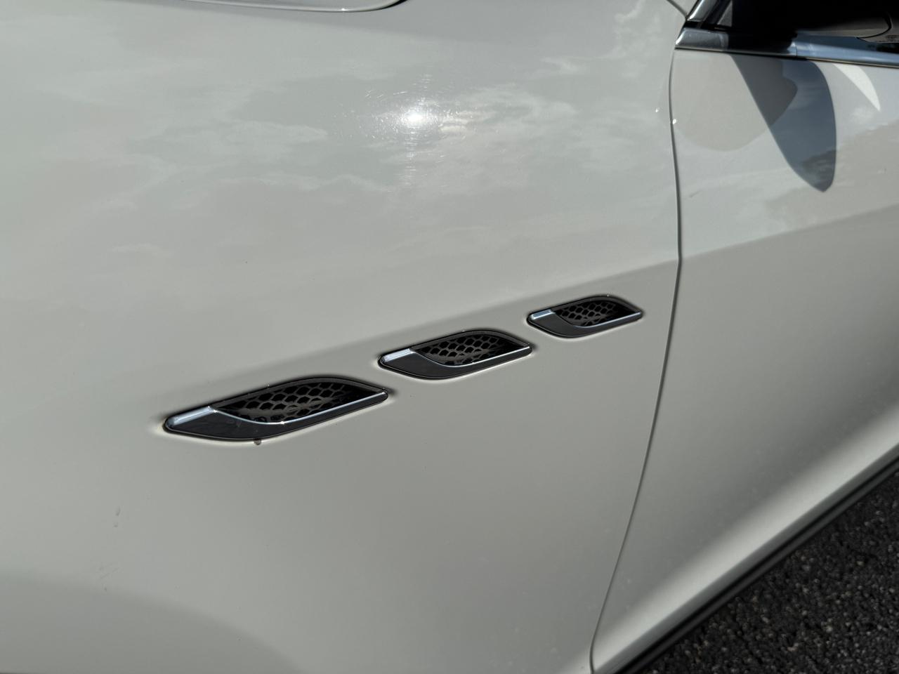 Maserati Ghibli  2017