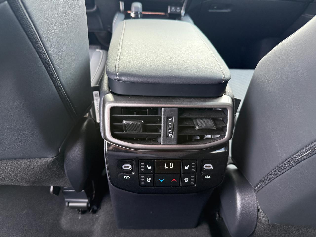 Lexus RX  2025