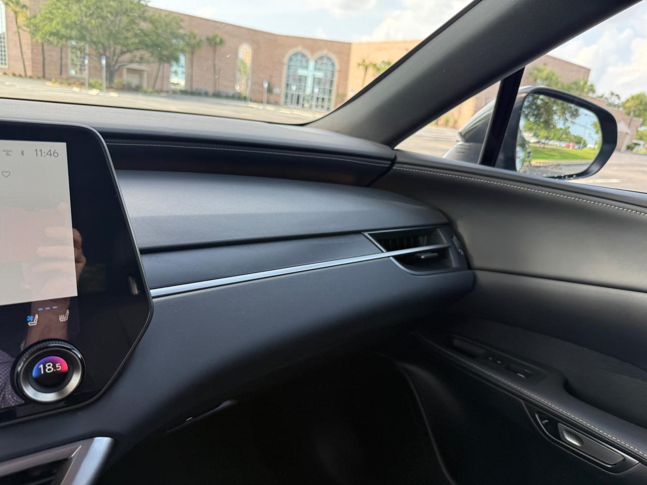 Lexus RX  2025