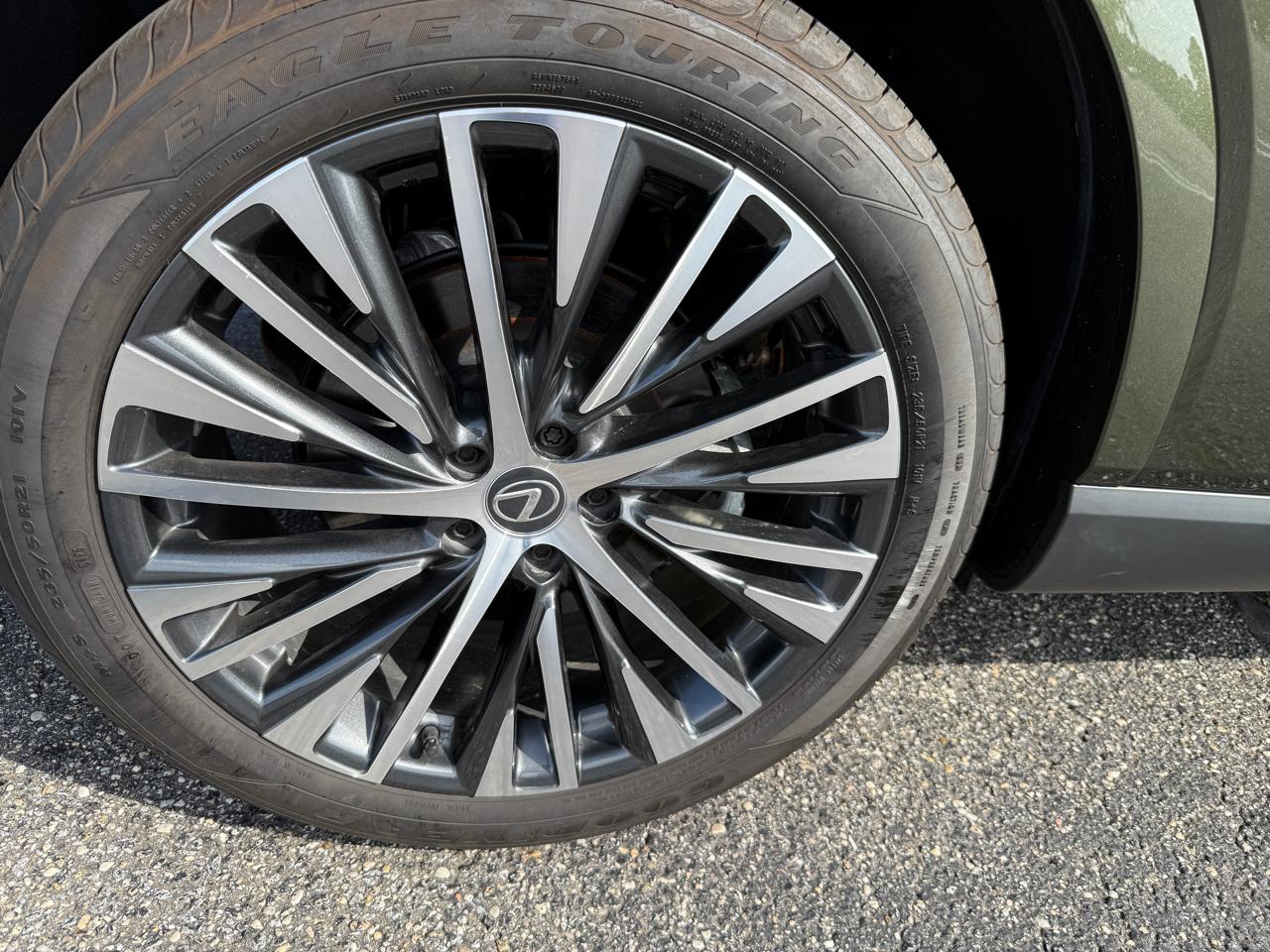 Lexus RX  2025